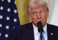 Trump diz que não usa a palavra ditador "levianamente" e não diz se Putin é um