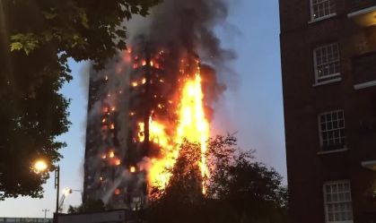 Torre Grenfell será demolida em Londres anos após incêndio