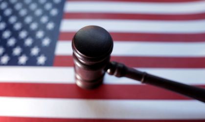 EUA: Wisconsin elege juiz em primeiro teste para Donald Trump