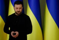 Líderes reagem e reforçam apoio a Ucrânia após bate-boca de Trump e Zelensky