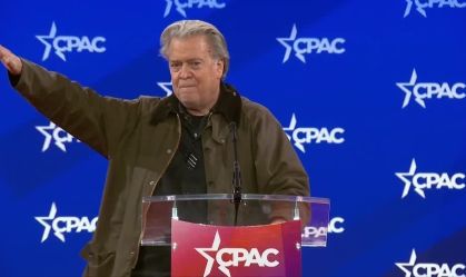 Líder de ultradireita da França cancela fala na CPAC após gesto de Bannon