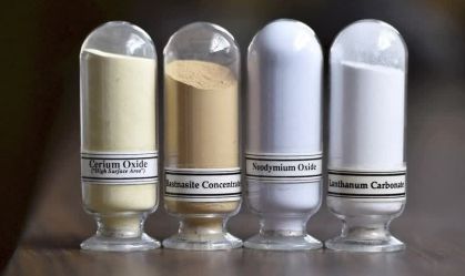 Ucrânia diz que trabalhará com EUA para acordo de minerais "aceitável"