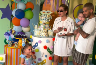 Virginia celebra 5º mesversário de José Leonardo com tema carnavalesco