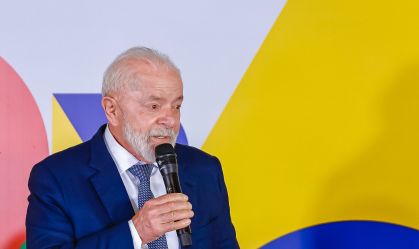 Governo prepara plano de reação de Lula para 2026
