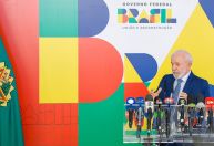 Aprovação do governo Lula desaba para 24%, a pior nos três mandatos