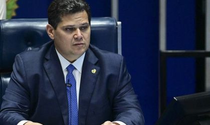 "Muito infeliz", disse Alcolumbre sobre fala de senador em relação a Marina