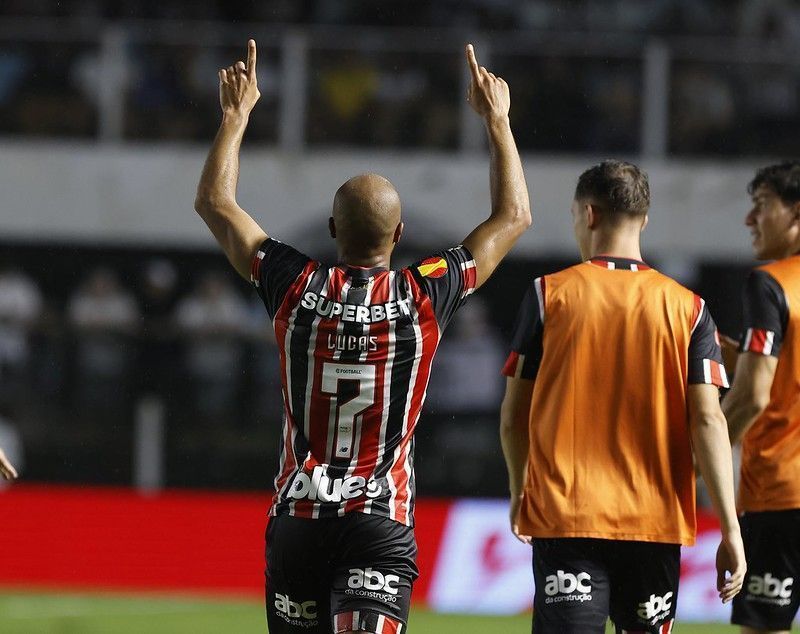 Lucas Moura