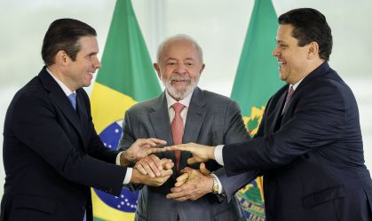 Waack: Brasil travado por disputa política sem direção
