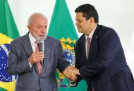 Lula e Davi Alcolumbre irão ao Amapá no mesmo avião