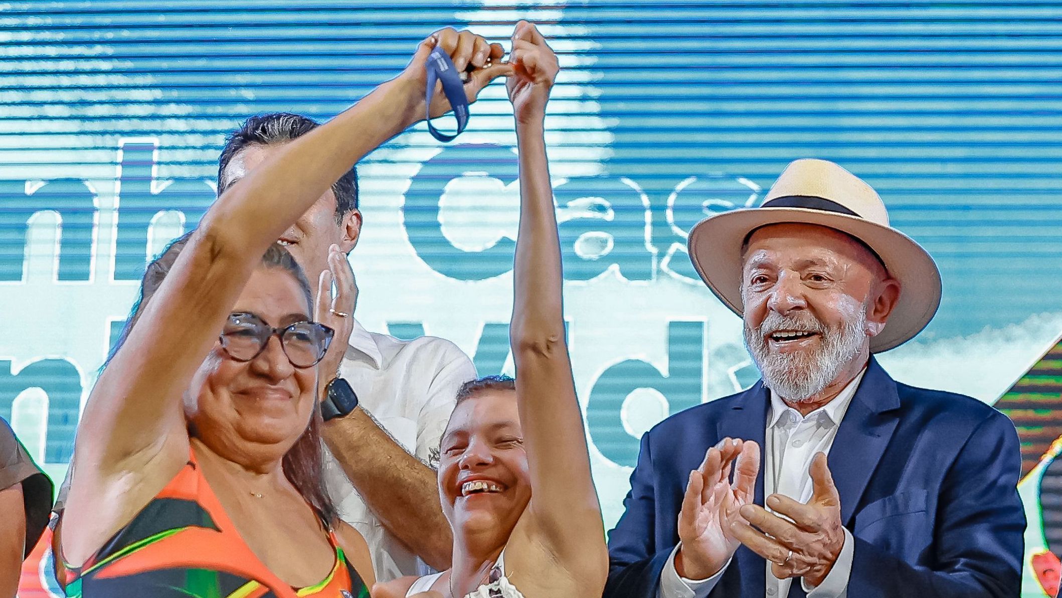 13.02.2025 - Cerimônia de entrega de unidades habitacionais do