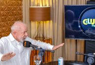 Lula diz que só vai disputar reeleição em 2026 se tiver "100% de saúde"