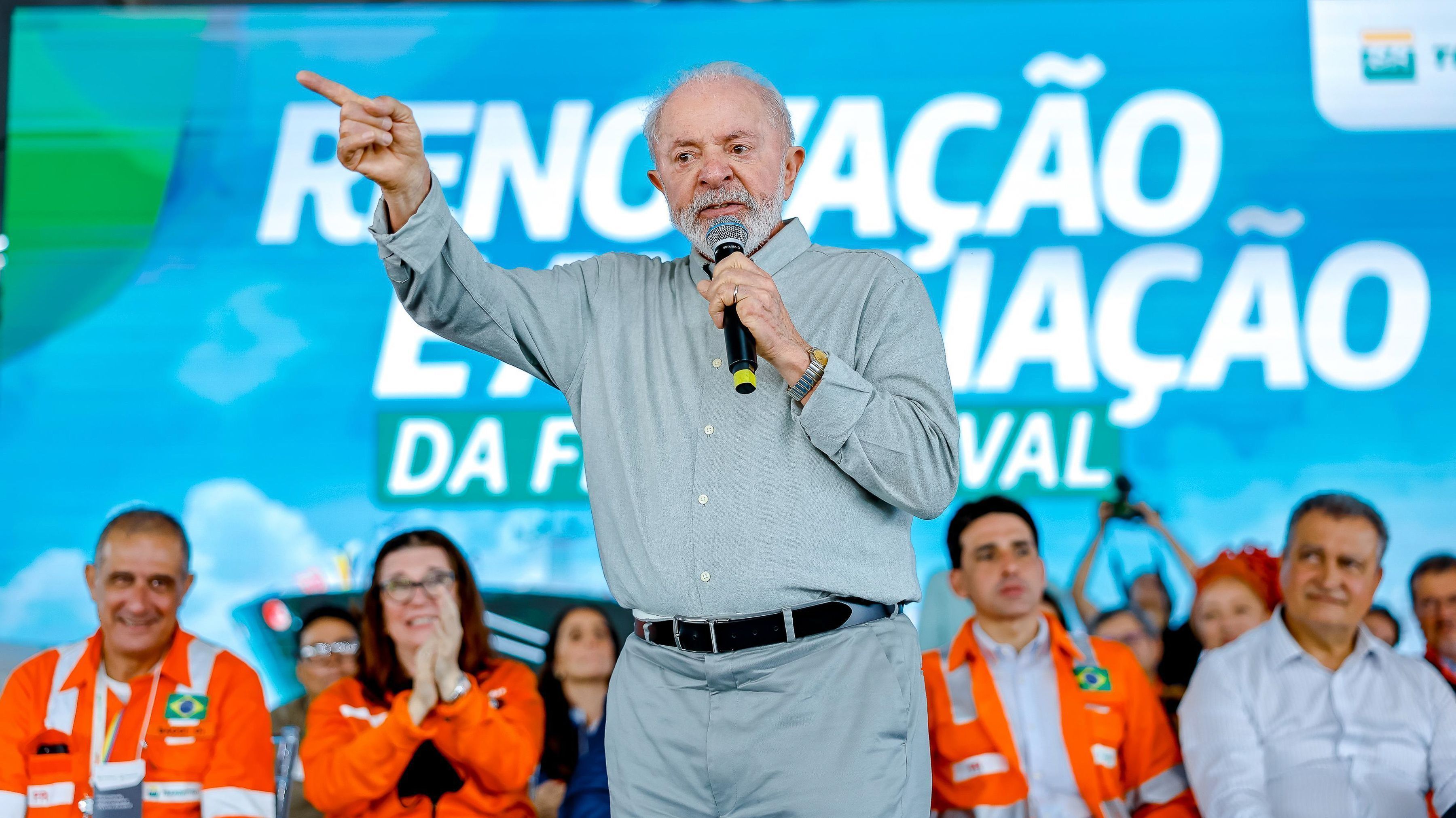 Rio Grande (RS), 24/02/2025 - Presidente da República, Luiz Inácio Lula da Silva, durante cerimônia de Assinatura do Contrato de Navios da Transpetro pelo Programa de Renovação da Frota Naval do Sistema Petrobras. Estaleiro Ecovix. Foto: Ricardo Stuckert/PR