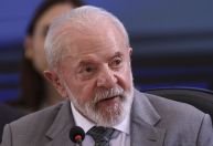 Lula mobiliza governo para tentar evitar nova crise do PIX