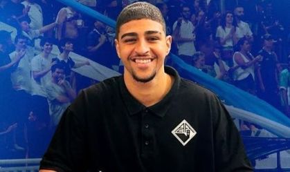 Filho de Adriano Imperador acerta com time europeu