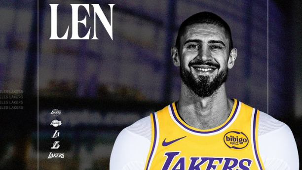 Alex Len foi anunciado pelo Lakers