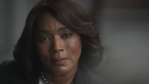 Angela Bassett em "Dia Zero"