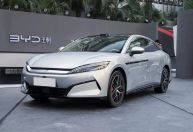 Novo BYD Han acelera mais que Porsche; conheça