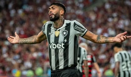 Barboza, do Botafogo, durante jogo contra o Flamengo