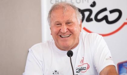 Zico elege maior rivalidade do Brasil e compara com clássico na Europa