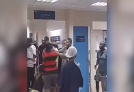 Funcionários de hospital são filmados agredindo pacientes no RJ
