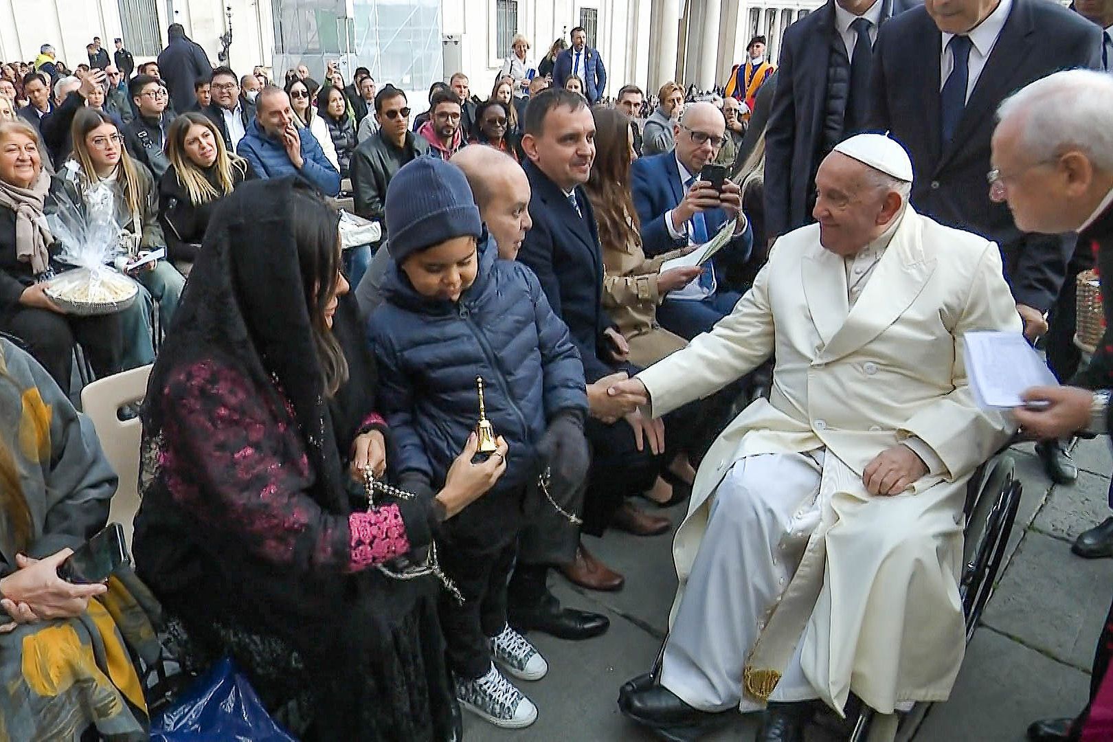 Ibaneis Rocha e o papa Francisco • Divulgação