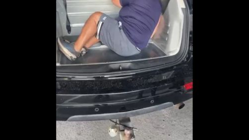 Momento em que o português é preso no Recife