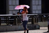 Oito estados seguem em alerta de grande perigo por calor; veja previsão