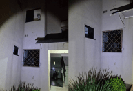 Polícia prende homem que escalou prédio para matar ex-namorada em SC