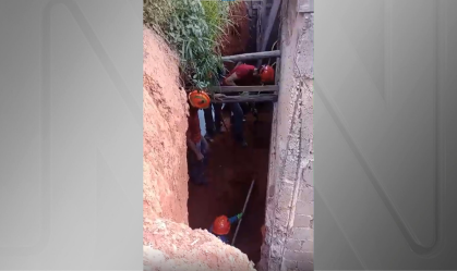 Deslizamento de terra em Jandira (SP)
