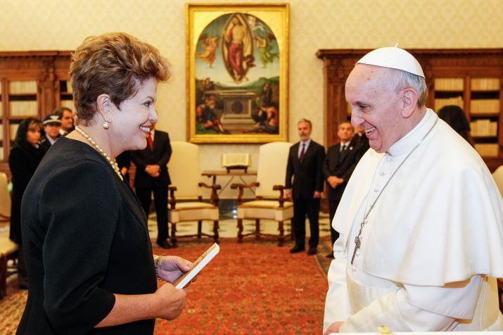 Presidenta Dilma Rousseff durante encontro o papa Francisco, no Palácio Apostólico • 20/03/2013 - Roberto Stuckert Filho/PR