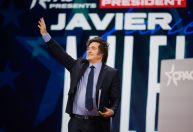 Após vitória, Milei diz que partido de centro-direita de Macri é "obsoleto"
