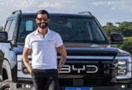 BYD faz campanha com Gusttavo Lima e dá desconto de R$ 40 mil na Shark