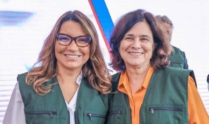 Janja: Nísia trabalhou "de cabeça erguida" e pela "reconstrução" da Saúde