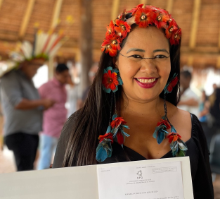 Eunice Tapuia, professora da UFG