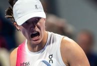 Iga Swiatek vence e avança às semifinais do WTA 1000 de Doha
