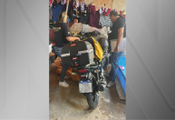 Polícia apreende moto usada em assalto a idosa "mordida" em SP