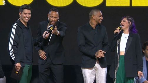 Neymar provoca Hariel durante evento da Kings League Brazil; Memphis Depay reage