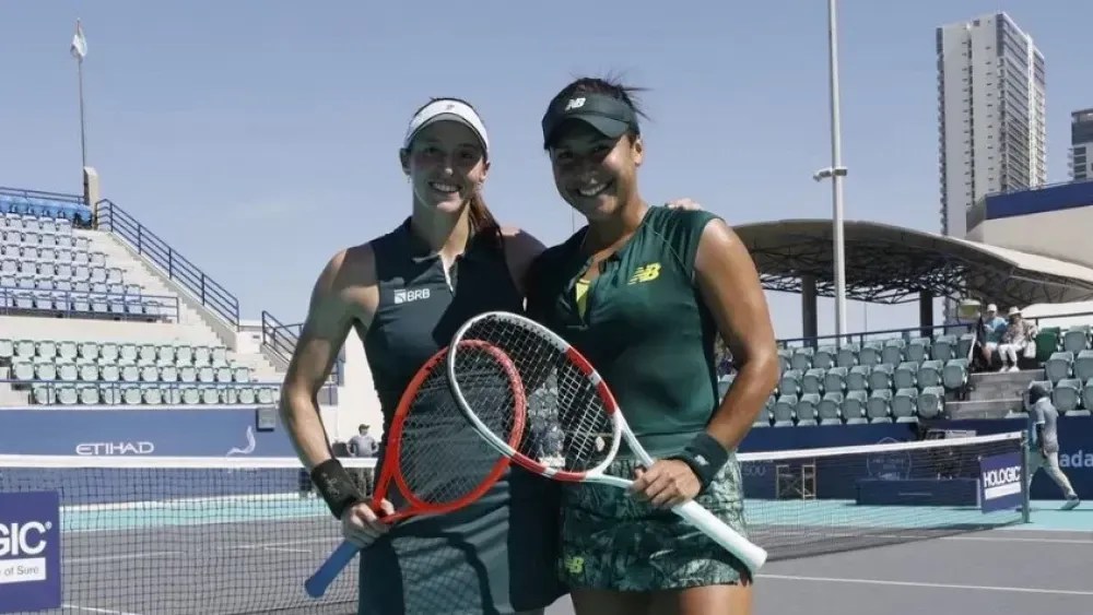Luisa Stefani avança às quartas de final nas duplas em Abu Dhabi