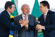 Lula diz que Hugo e Alcolumbre vão "ajudar muito" nas pautas prioritárias