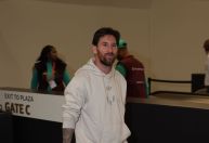 Messi, Rodri e mais: astros do futebol marcam presença no Super Bowl LIX