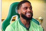 Palmeiras anuncia a contratação do zagueiro Micael