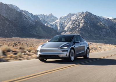 Tesla Model Y foi o carro mais vendido globalmente em 2024