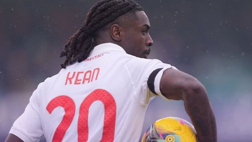 Fiorentina anuncia que Moise Kean recebeu alta