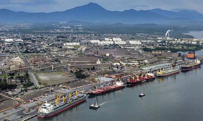 Porto de Paranaguá terá R$ 1,4 bi de investimentos para escoamento da safra