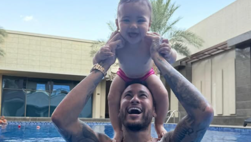 Neymar e sua filha Mavie