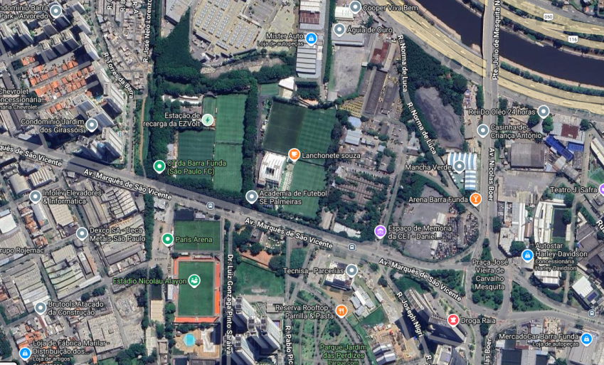 Região tem CTs e estádio próximo ao local do acidente • Reprodução / Google