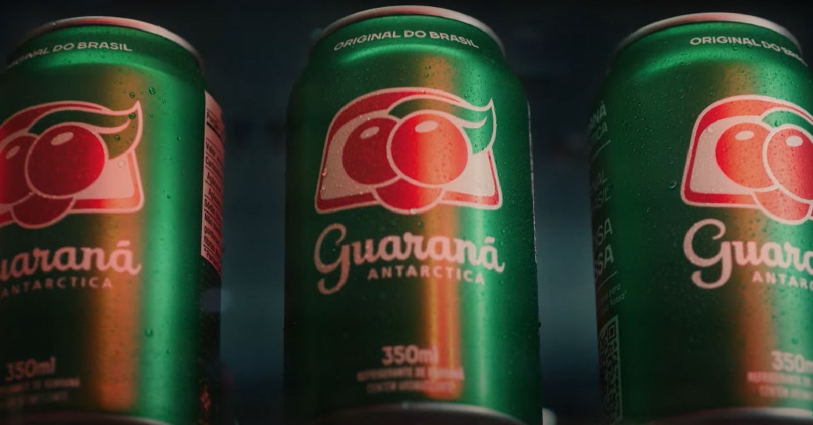 Latas de Guaraná Antárctica
