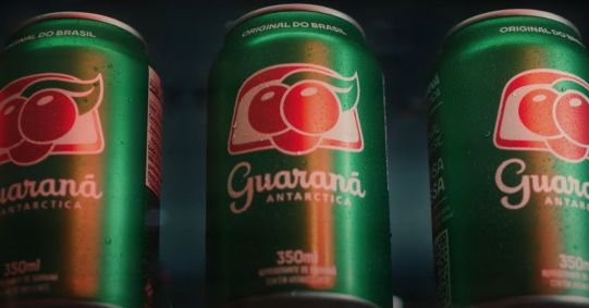 Latas de Guaraná Antárctica