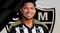 Rony é homenageado pelo Palmeiras em jogo contra o Atlético-MG
