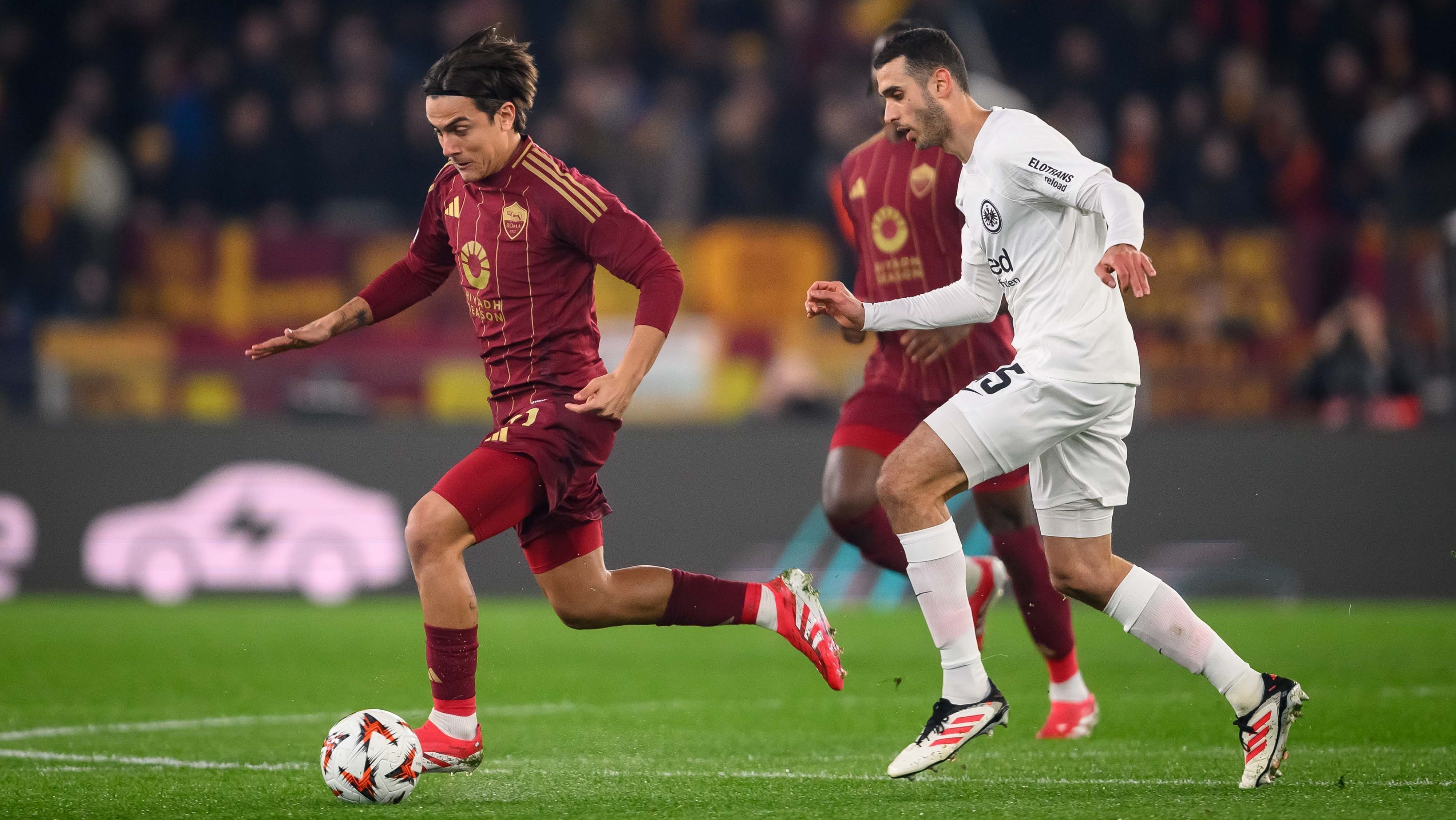 Roma e Frankfurt se enfrentando pela Europa League